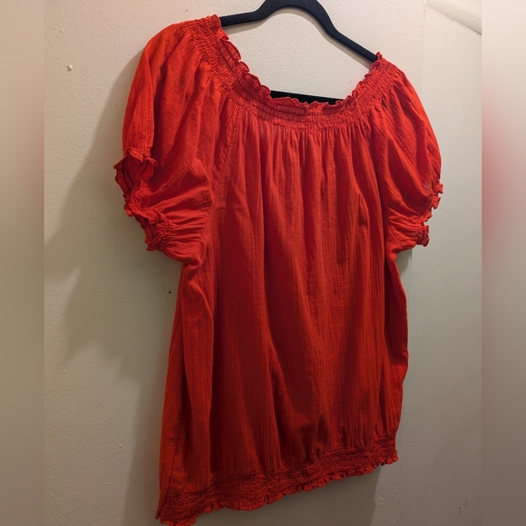 Old Navy Red Peaseant Blouse White Embroidery Short Puff Sleeve Tie Front- L - Picture 3 of 11